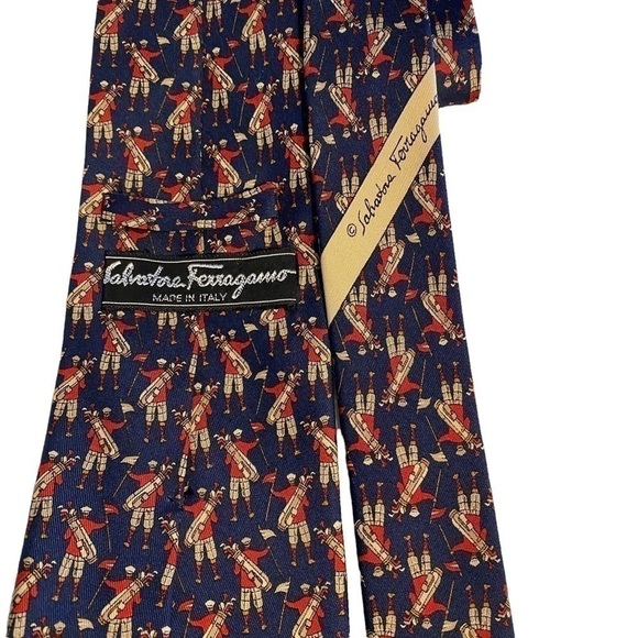 SALVATORE Ferragamo Silk Golf Tie - Picture 7 of 11